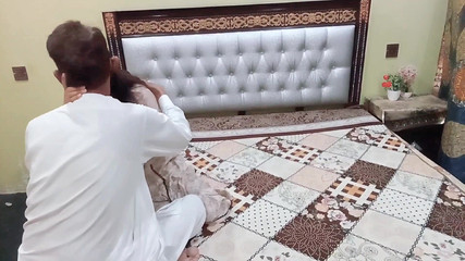 لقد مارس الجنس معي بينما كان زوجي مشغولاً في اجتماع المكتب بالصوت الهندي Xxxxx Desi Sex