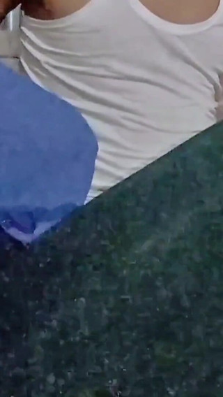 تسنيم مارس الجنس من كان أكثر لها.