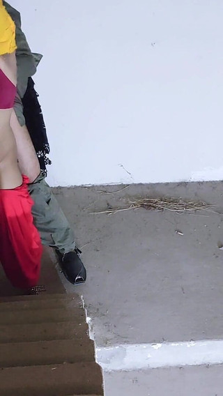 إغواء صديقة خالة وتركها