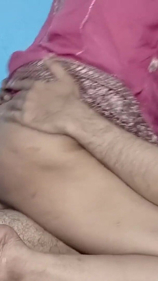 فتاة عربية ترتدي الحجاب قامت باللسان الرائع لـ Bigcock ثم ركبت راعية البقر بينما صرخت بصوت عالٍ