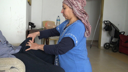 عربي مسلم كردي تركي مع مهاجر أسود في ألمانيا