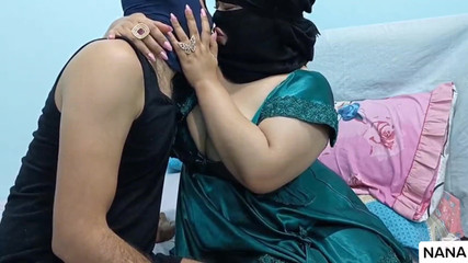 عاهرة الإسكندرية تمارس الجنس مع صديقها في شقتها