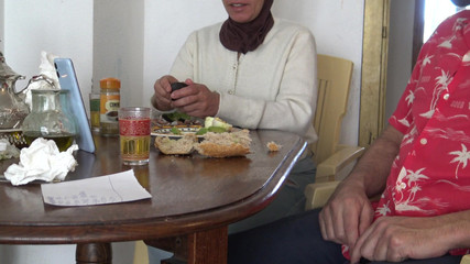 Vey Olum Stanbul'da Vey Annesiyle Sex Videolar Izlemeyi Ok Seviyor