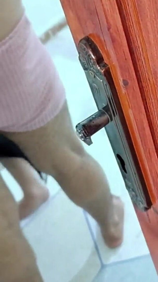 موقع زوج الديوث العربي نائب الرئيس عند مشاهدة الزوجة تحصل على اللعنة بواسطة بي بي سي