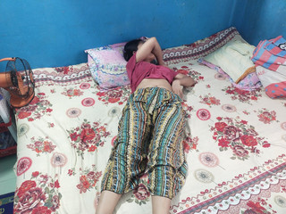 منتديات ضيق كس عذراء فتاة أول مرة تمارس الجنس مع أفضل صديق. منتديات فتاة عذراء أول مرة الجنس أول مرة XXX فيديو