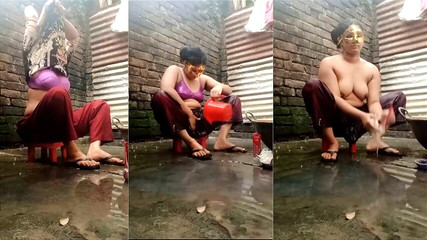 فتح مشهد الاستحمام الحمام. منتديات الأخوات الصغار حمام اللعنة